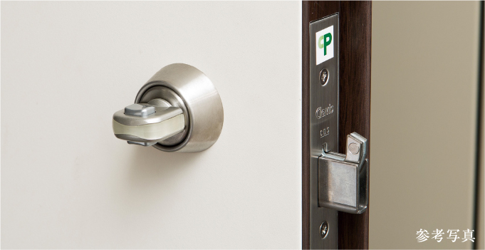 防犯サムターンと鎌式デッドボルト錠