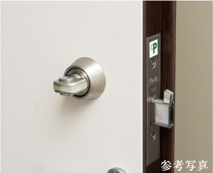 防犯サムターンと鎌式デッドボルト錠